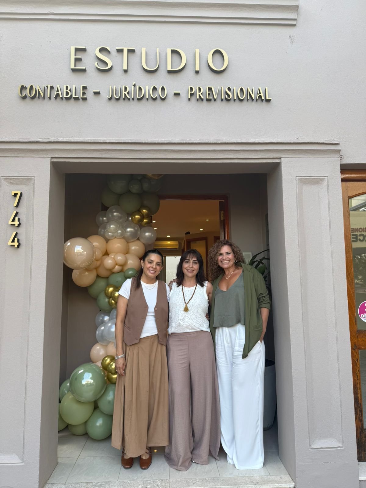 Equipo profesional del Estudio Rivas González Methol